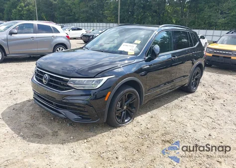 2024 Volkswagen Tiguan 2.0T Se R-Line Black z USA, uszkodzony, nr VIN 3VV8B7AX1RM147232
